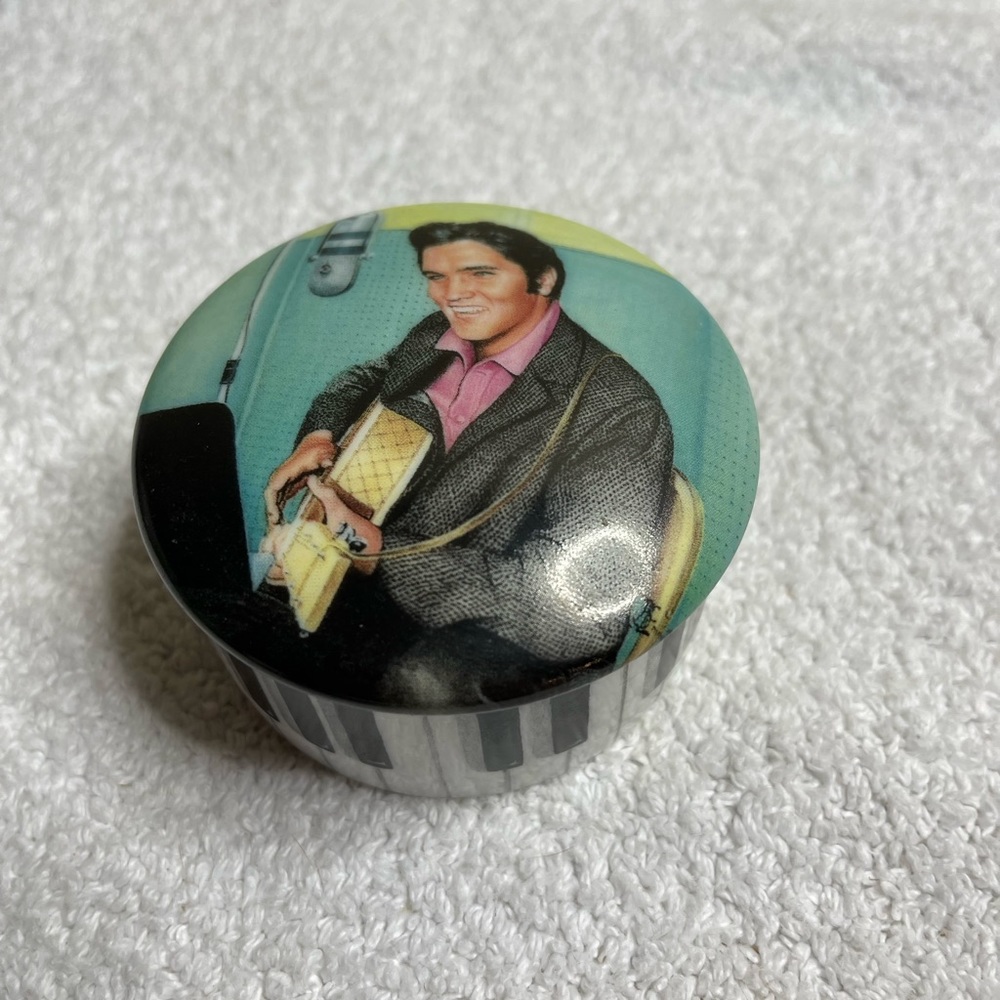 Retro Musician Decorative Knob - Black and Green